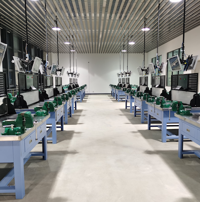 信息化钳工实训室